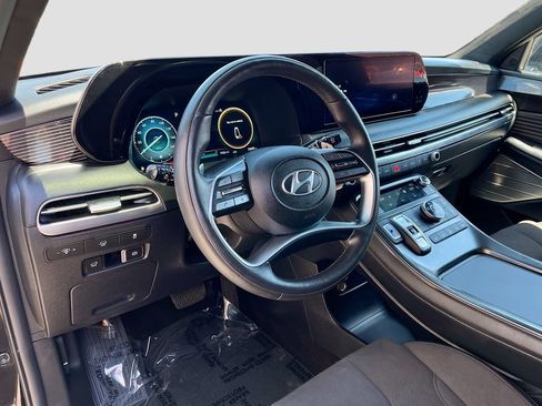 Used 2025 Hyundai Palisade Calligraphy AWD/4WD image 9