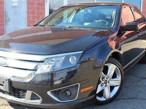 Used 2010 Ford Fusion Sport image 3