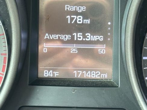 Used 2017 Hyundai Santa Fe SE FWD image 17