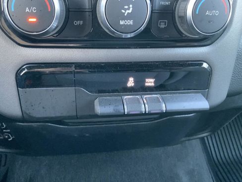 Used 2021 RAM 1500 Big Horn image 47