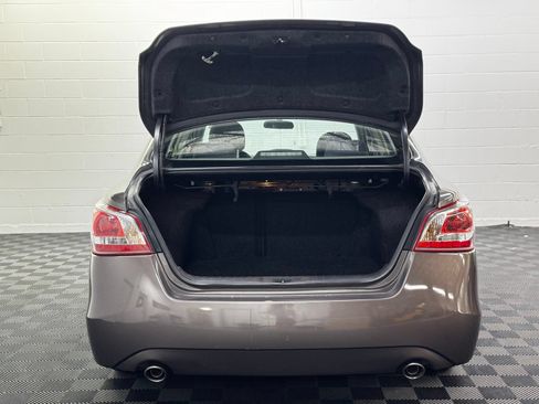 Used 2013 Nissan Altima 2.5 S FWD image 33