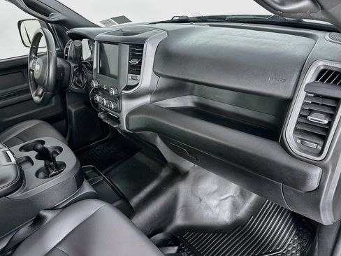 Used 2022 RAM 2500 Tradesman w/ Chrome Appearance Group AWD/4WD image 30