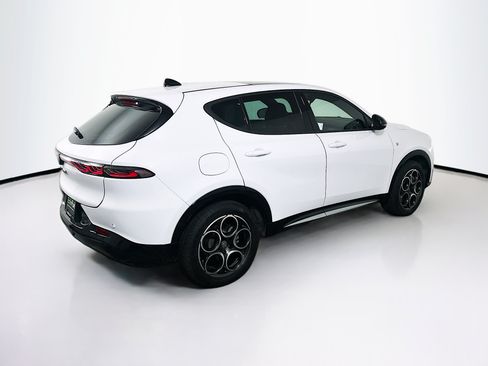 Used 2024 Alfa Romeo Tonale Ti AWD/4WD image 9