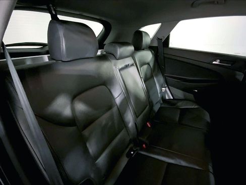 Used 2021 Hyundai Tucson Limited w/ Cargo Package image 23