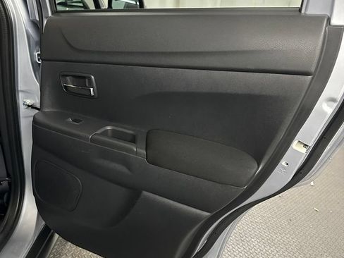 Used 2016 Mitsubishi Outlander Sport ES FWD image 25