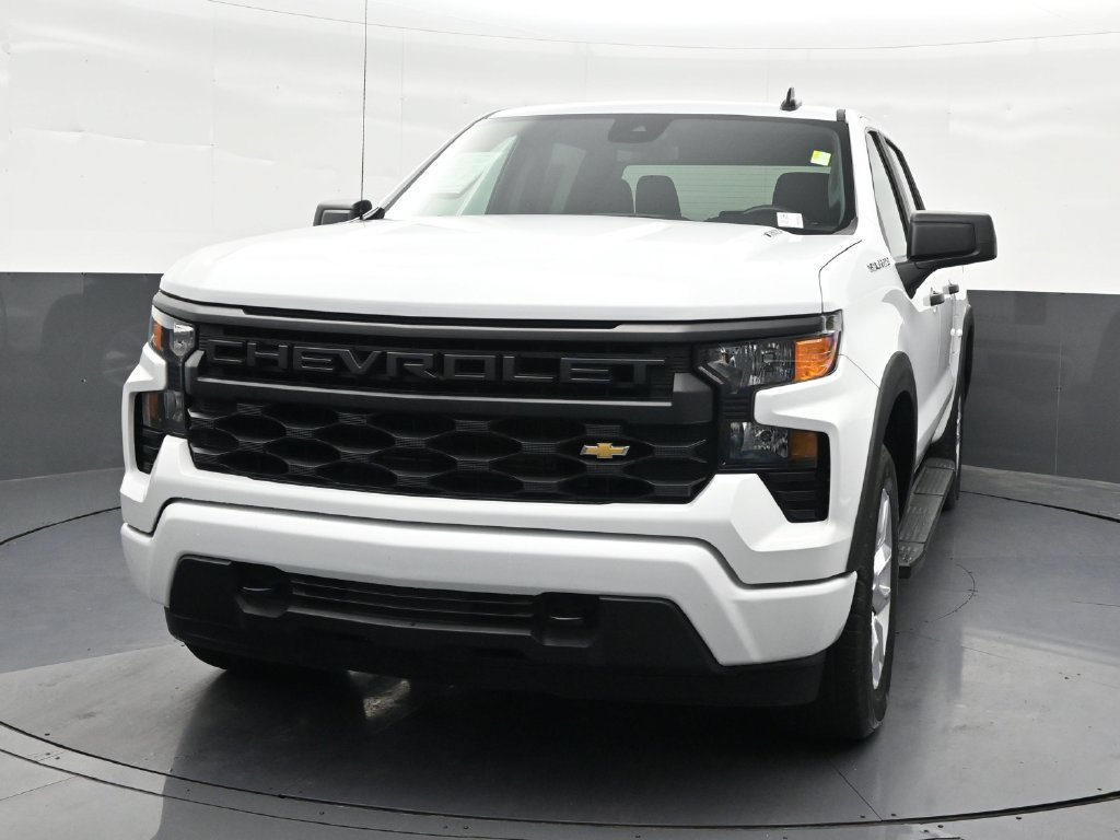 Used 2024 Chevrolet Silverado 1500 Custom RWD image 9