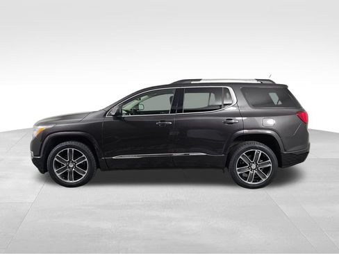 Used 2018 GMC Acadia Denali w/ Technology Package AWD/4WD image 4