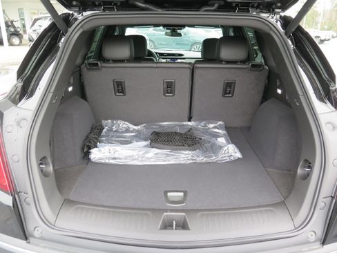 New 2026 Cadillac XT5 Luxury image 25