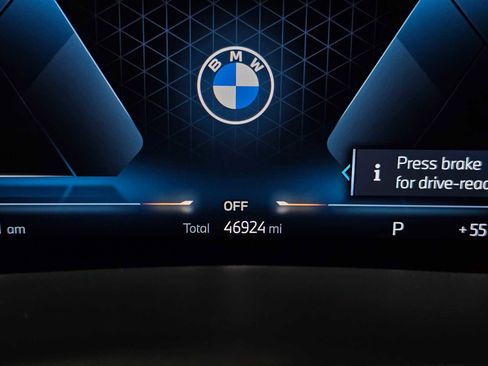 Used 2023 BMW X7 xDrive40i image 29