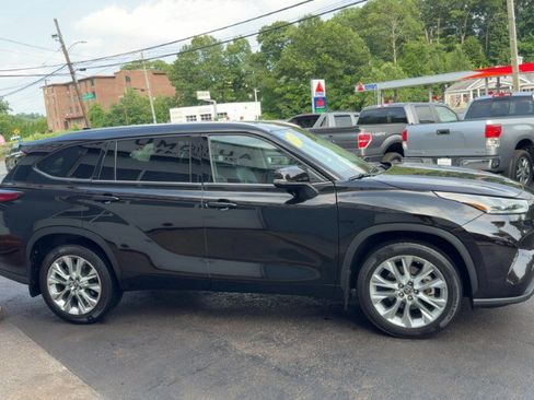 Used 2020 Toyota Highlander Limited AWD/4WD image 5