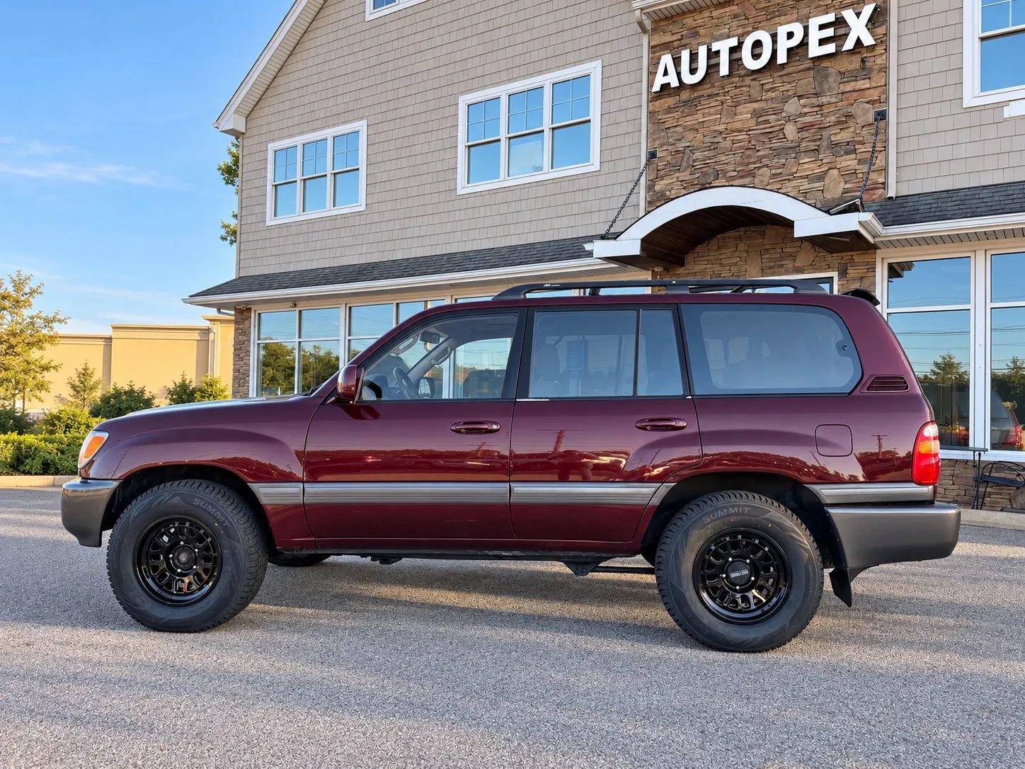 Used 2000 Toyota Land Cruiser w/ Convenience Pkg AWD/4WD image 7