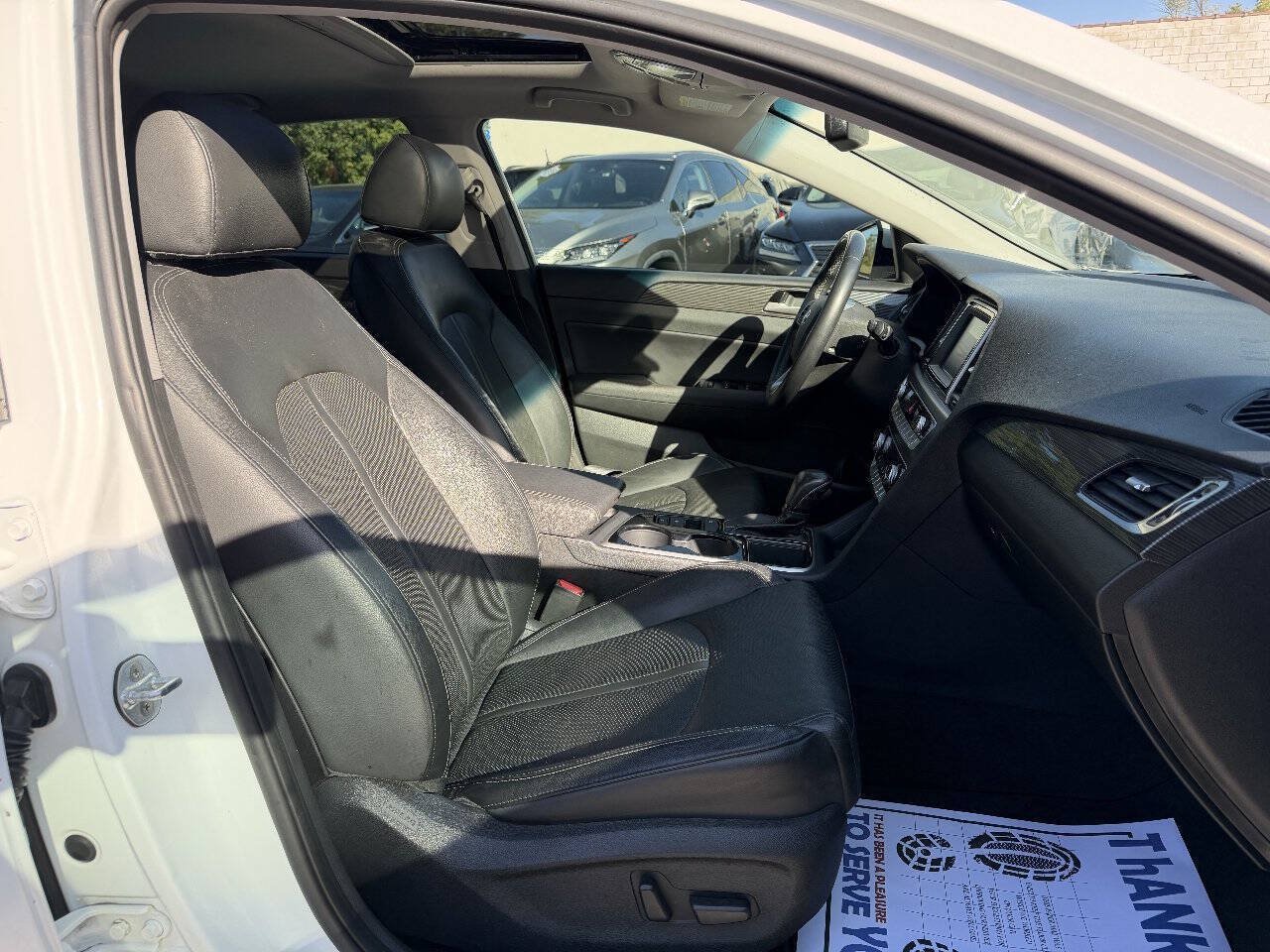 Used 2019 Hyundai Sonata Limited FWD image 10