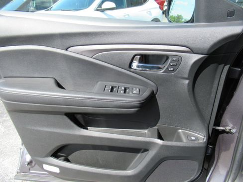 Used 2022 Honda Ridgeline RTL-E image 22