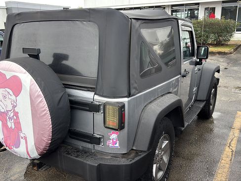 Used 2013 Jeep Wrangler Sport image 5