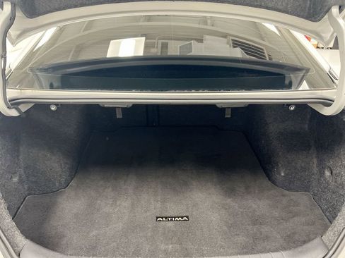 Used 2019 Nissan Altima 2.5 SR w/ SR Premium Package AWD/4WD image 24