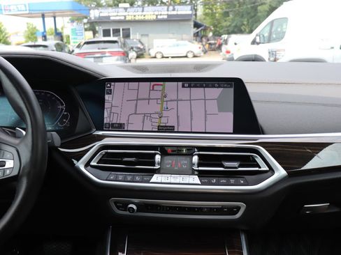 Used 2023 BMW X5 xDrive45e AWD/4WD image 18