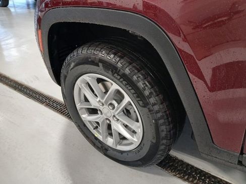 New 2026 Jeep Grand Cherokee Laredo X image 30