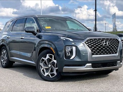 Used 2022 Hyundai Palisade Calligraphy image 1
