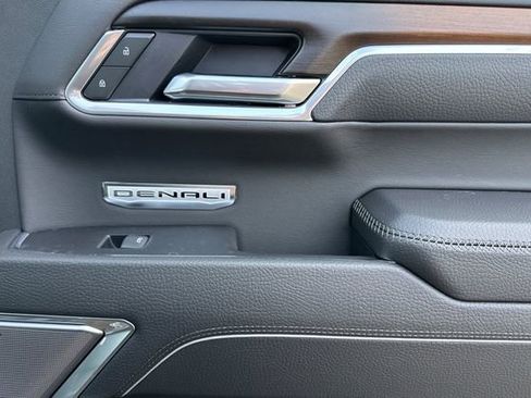 New 2026 GMC Sierra 1500 Denali w/ Denali Reserve Package image 19