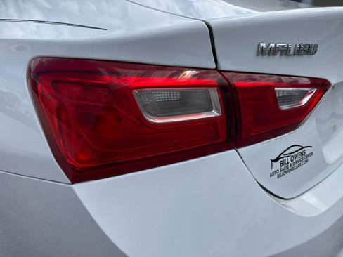 Used 2018 Chevrolet Malibu LT FWD image 49