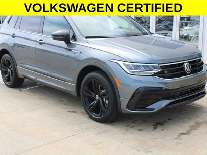 Certified 2024 Volkswagen Tiguan SE R-Line