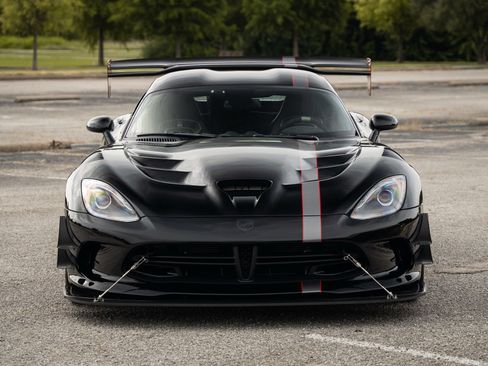 Used 2017 Dodge Viper GTC w/ ACR Package RWD image 9