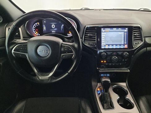 Used 2022 Jeep Grand Cherokee Laredo X RWD image 22