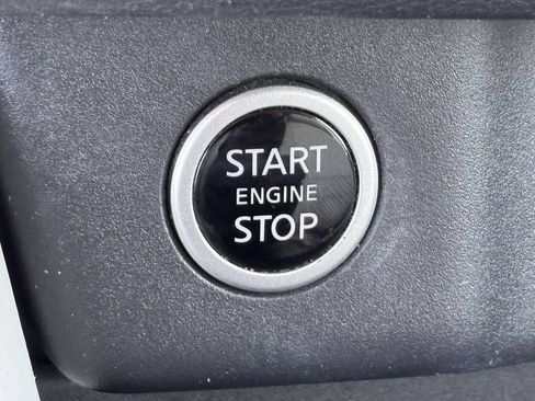 Used 2021 Nissan Rogue SL FWD image 20