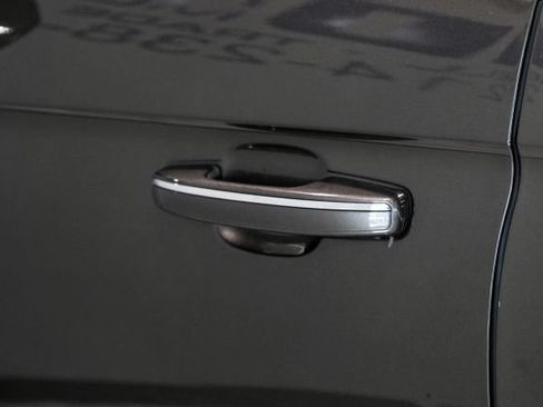 Used 2020 Lincoln Navigator Black Label w/ Cargo Convenience Package AWD/4WD image 38