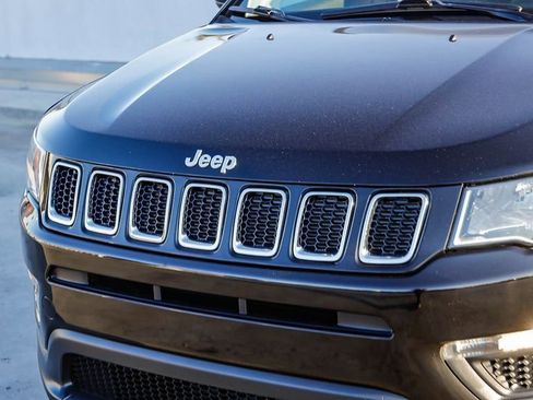 Used 2021 Jeep Compass Sport FWD image 6