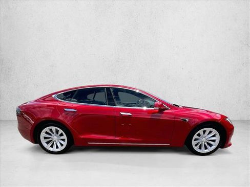 Used 2017 Tesla Model S 75 RWD image 5