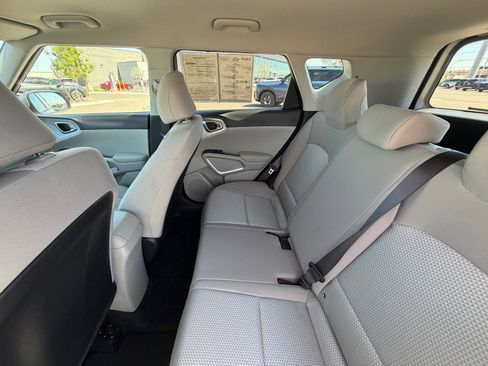 Certified 2025 Kia Soul LX image 13