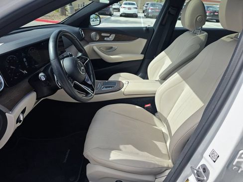 Used 2022 Mercedes-Benz E 350 Sedan image 12
