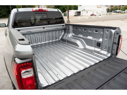 New 2026 GMC Canyon AT4 AWD/4WD image 32