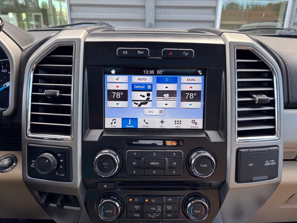 Used 2017 Ford F350 Lariat w/ Lariat Ultimate Package AWD/4WD image 25
