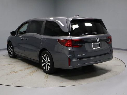 Used 2025 Honda Odyssey EX-L image 9