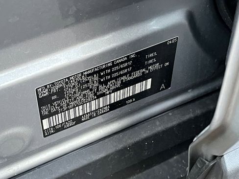 Used 2025 Toyota RAV4 XLE image 29