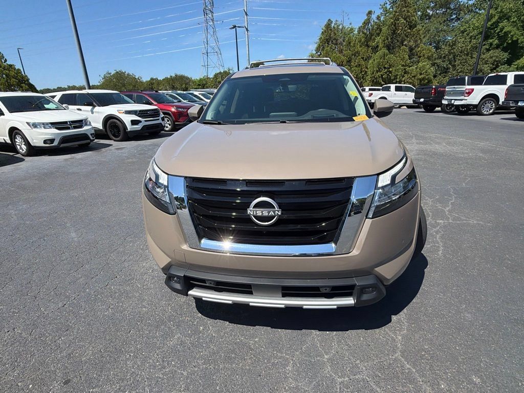 Used 2023 Nissan Pathfinder Platinum AWD/4WD image 23