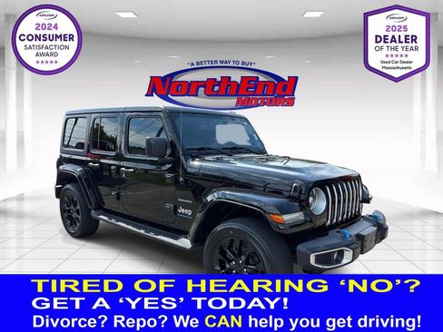 Used 2023 Jeep Wrangler Unlimited Sahara w/ Cold Weather Group AWD/4WD image 1