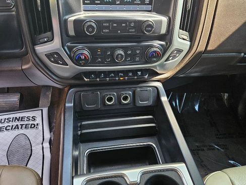 Used 2017 GMC Sierra 3500 SLT w/ Duramax Plus Package image 15