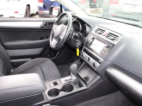 Used 2017 Subaru Legacy 2.5i AWD/4WD image 12