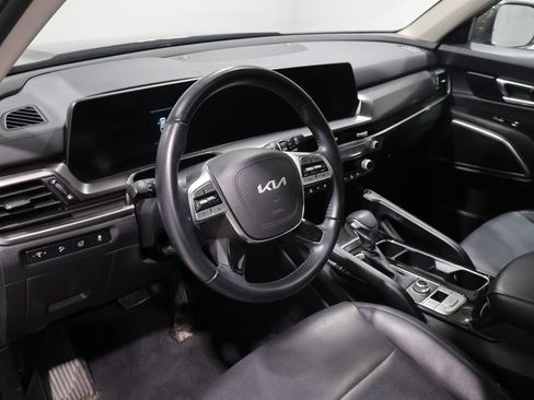 Used 2025 Kia Telluride S AWD/4WD image 15