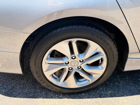 Used 2019 Honda Accord LX image 15
