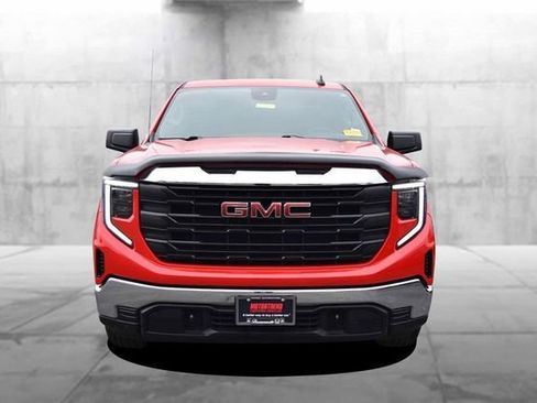 Used 2024 GMC Sierra 1500 Pro w/ Pro Value Package image 4