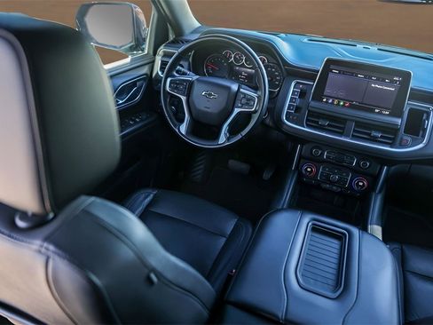 Used 2021 Chevrolet Suburban Z71 image 28