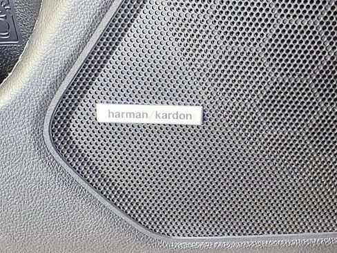 Used 2018 Subaru Legacy 2.5i Limited image 17