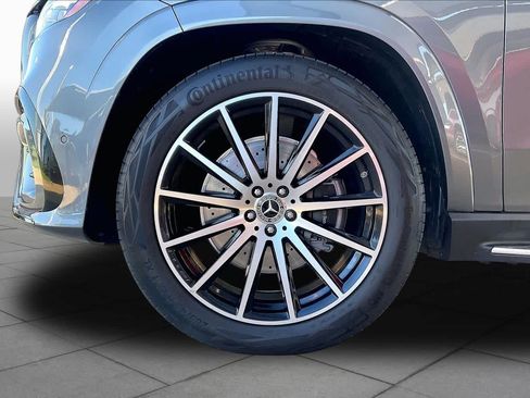 Used 2026 Mercedes-Benz GLS 450 4MATIC image 12