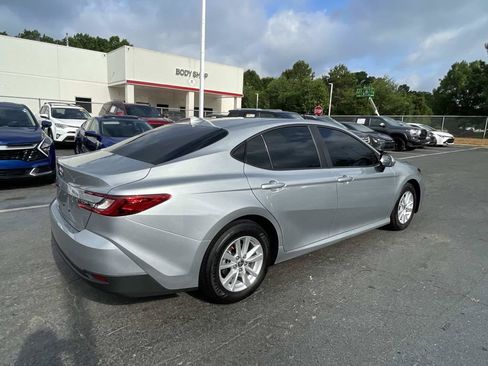 Used 2025 Toyota Camry LE FWD image 7