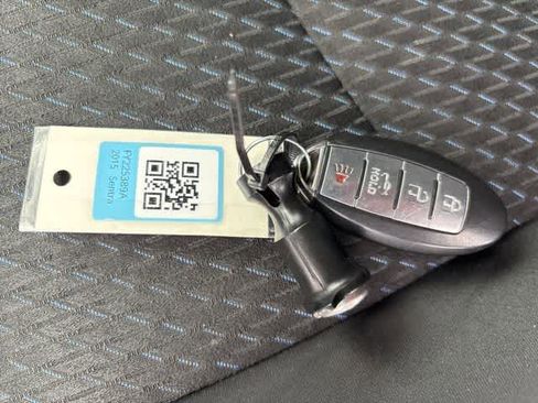 Used 2015 Nissan Sentra SR w/ Navigation Package FWD image 23