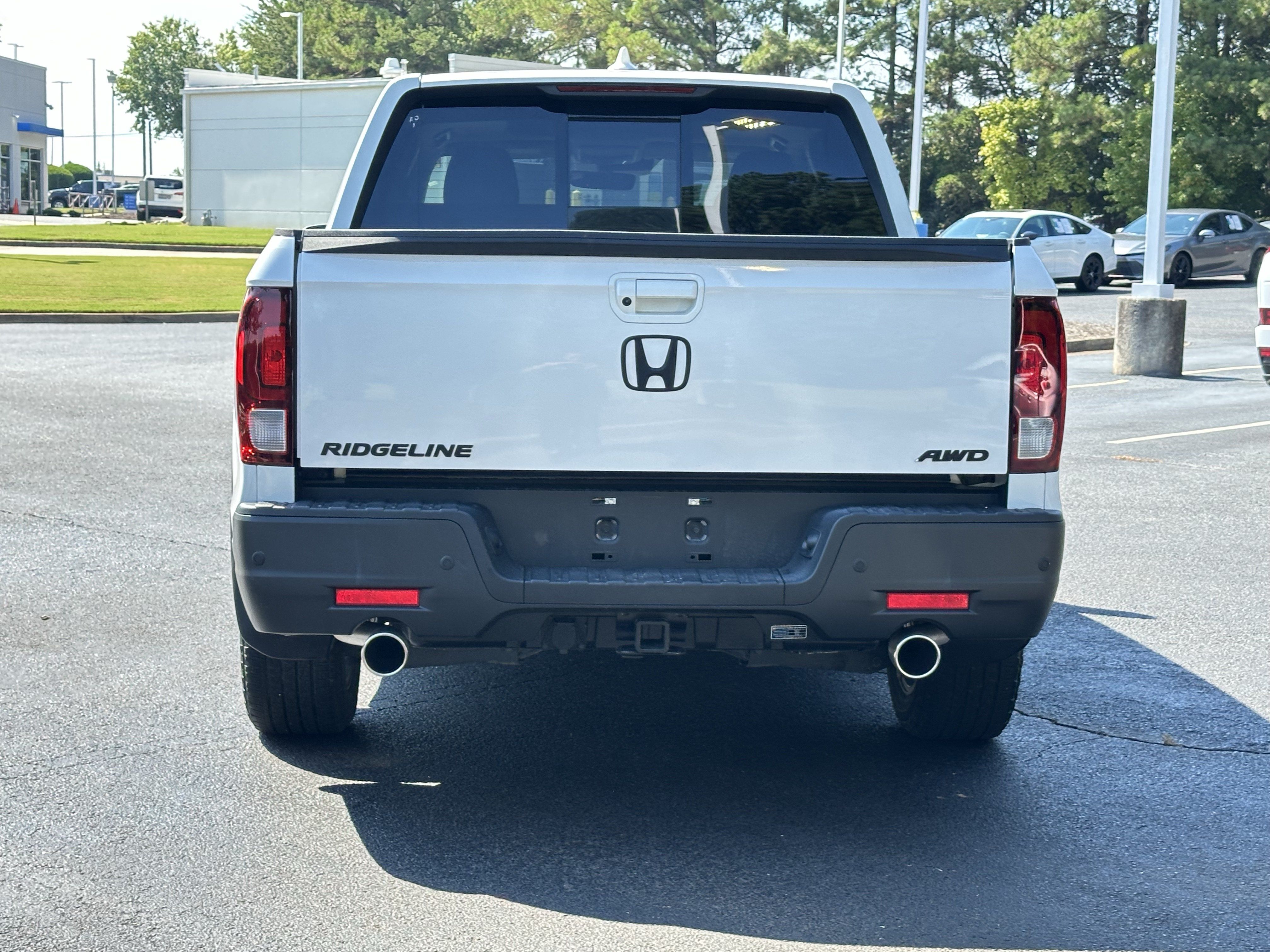 Used 2023 Honda Ridgeline RTL-E image 10
